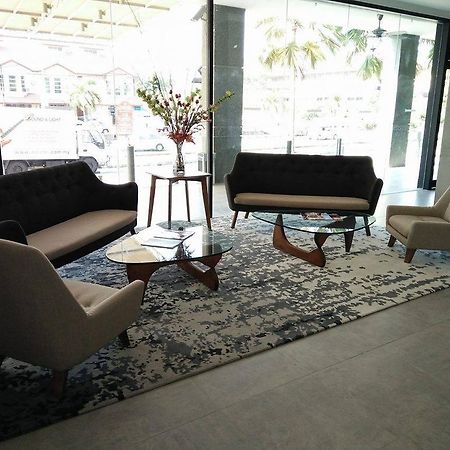 Alora Hotel Penang PENANG Екстериор снимка